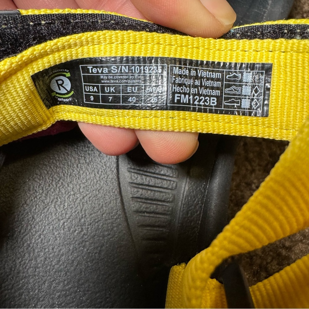 Teva Hurricane XLT2 Multi Colored Sandal - Picture 5 of 9